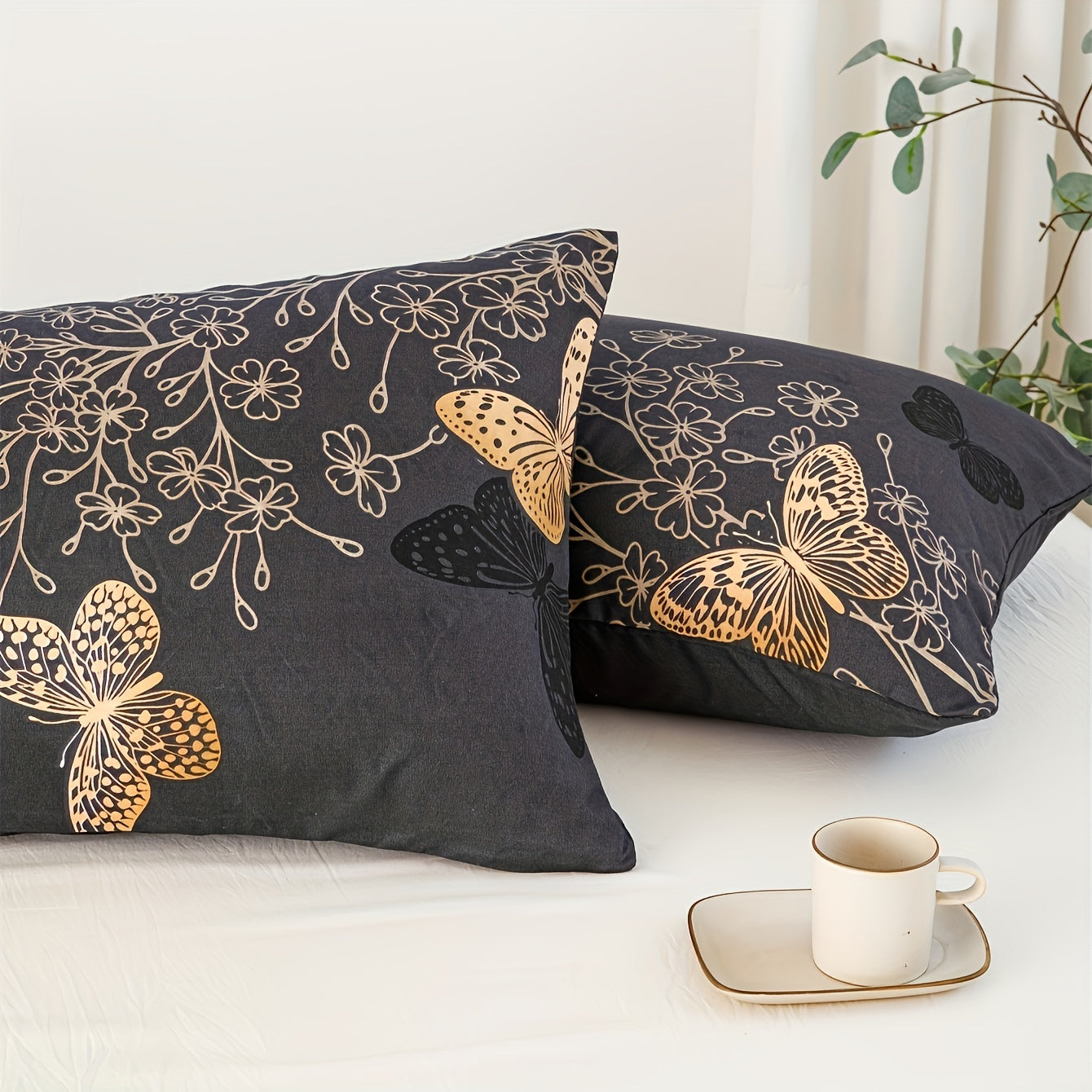 2pcs a Pair of Pillowcases, Bedroom Golden Butterfly Print Polyester Soft And Comfortable Bedding Decoration Supplies Multiple Sizes to Choose