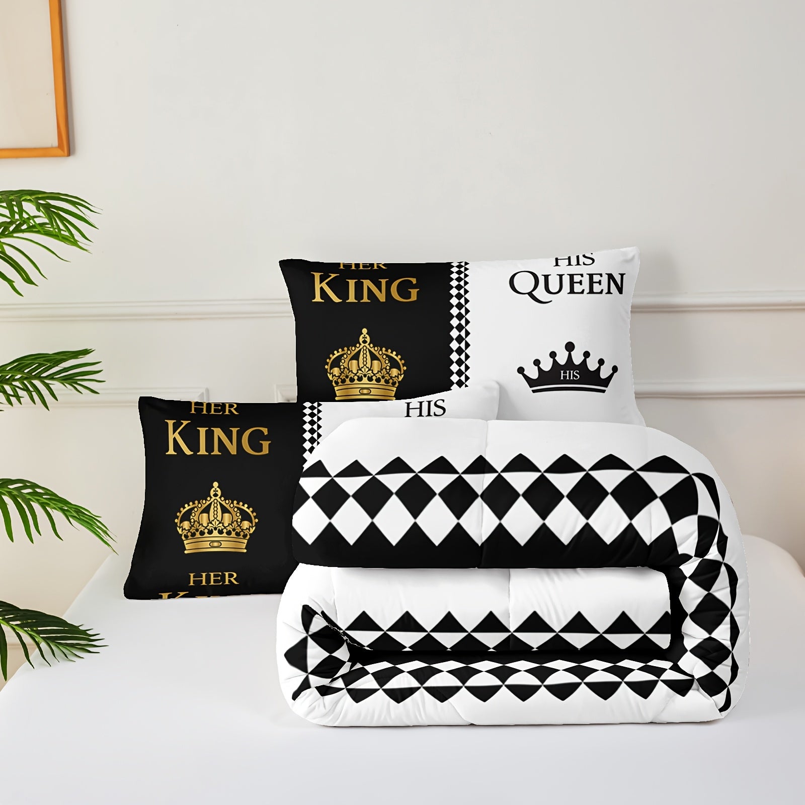 3pcs Queen And King Crown Letter Print Couple Comforter Set, His And Hers Quilt Set Black White Golden Bedding Set, Romantic Valentine'S Day Theme Mr Mrs Bedding Set for Bedroom Decor, Soft Microfiber Couple Comforter Set with 2 Pillowcase